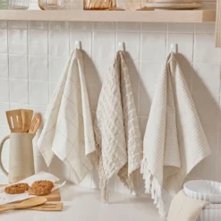 Alvaro Tea Towel Set of 3