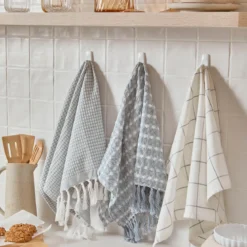 Alvaro Tea Towel Set of 3