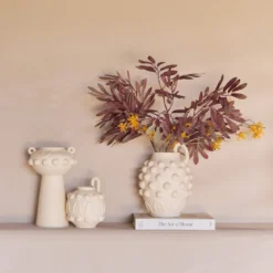 Antonia Vase