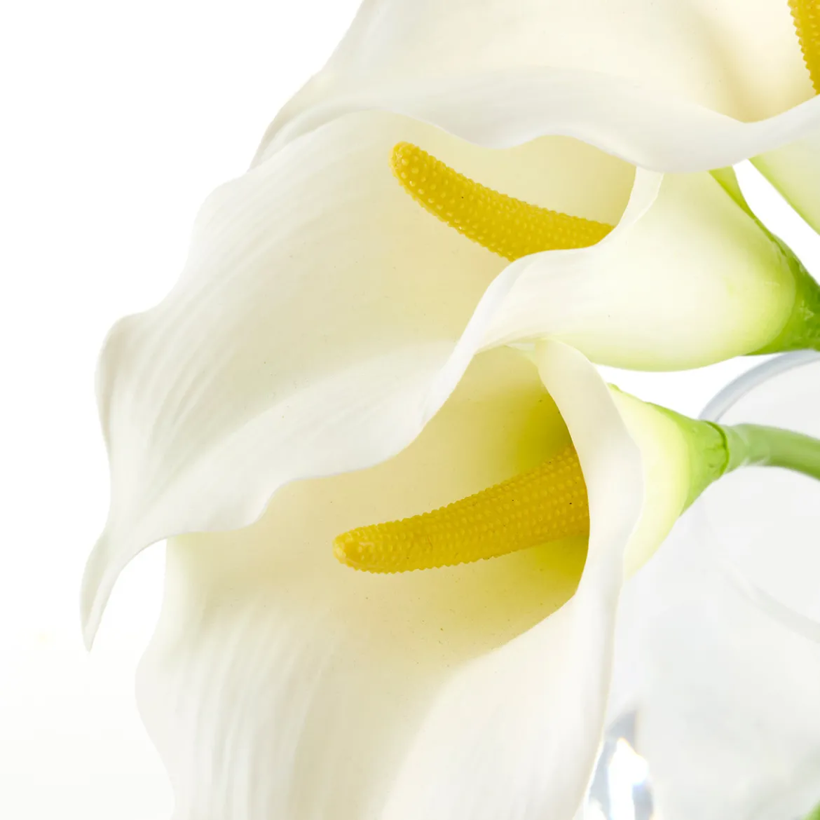 Becca Artificial Lilly in Vase