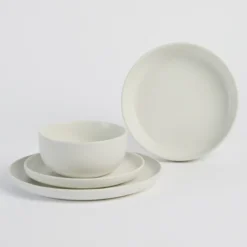 Bellevue Stoneware Dinnerware