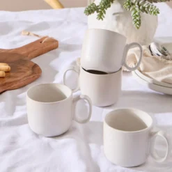 Bellevue Stoneware Mug Set of 4