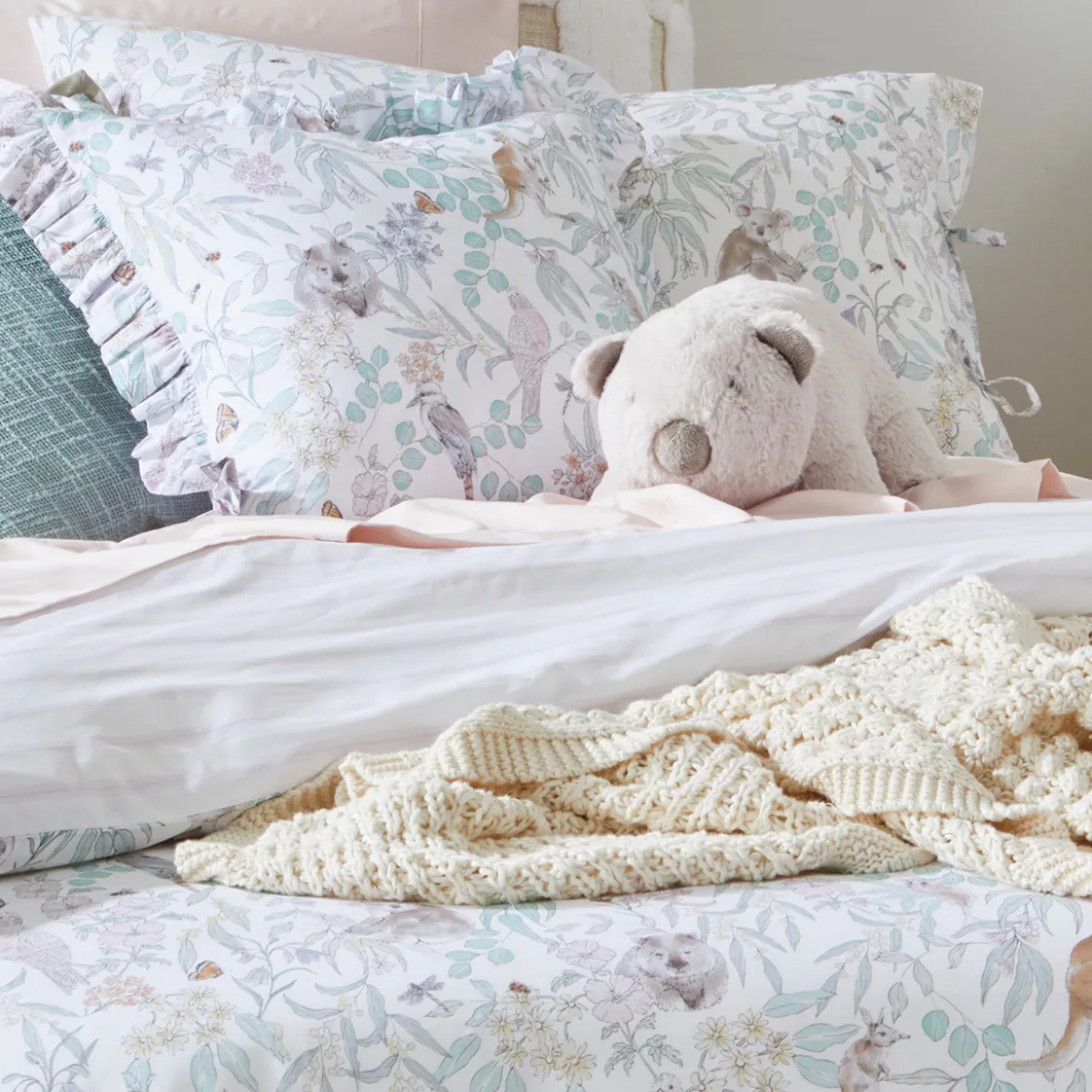 Bushland Story Quilt Cover Set