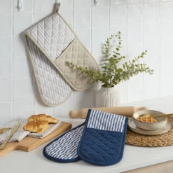 Catania Stripe Double Oven Glove