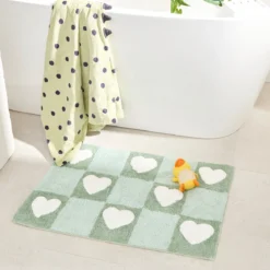 Checkered Hearts Bath Mat