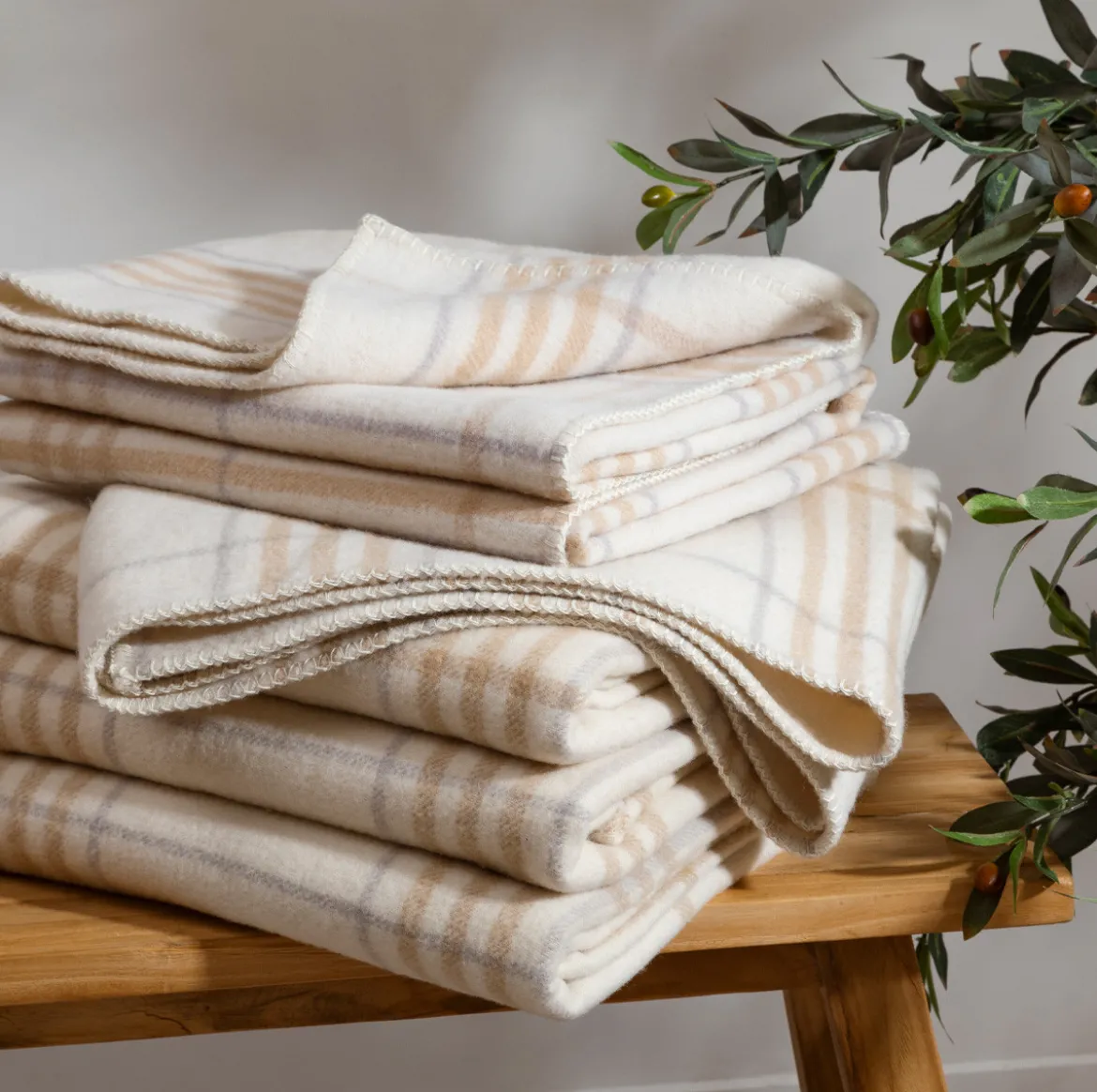 Check 460gsm Australian Wool Blanket