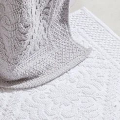 Classic Bath Rug