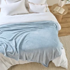Cloud Touch 300gsm Microfibre Blanket