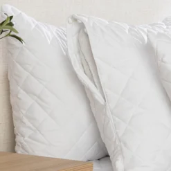 Comfort Science So Soft Queen Pillow Protector