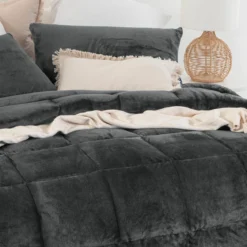 Cosy Cube Charcoal Comforter Set