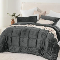 Cosy Cube Charcoal Comforter Set