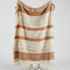 Daliah Cotton Tufted Throw
