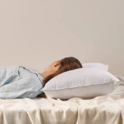 30/70 Duck Down Feather Medium Pillow