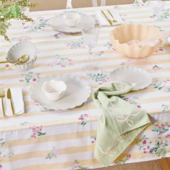 Edie Table Cloth