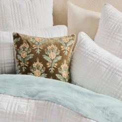 Elaris Floral Embroidered Velvet Cushion