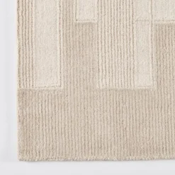 Elijah Tufted Floor Rug