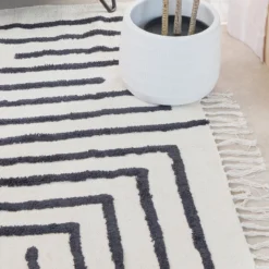 Farrah Black Geometric Tufted Cotton Floor Rug