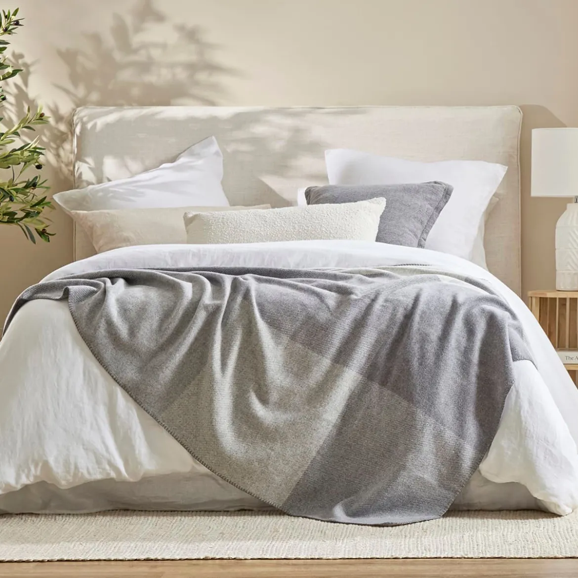 375gsm Buffalo Check Australian Wool Blanket