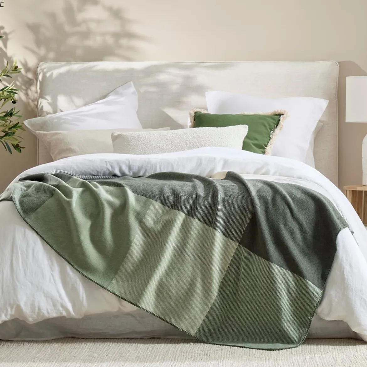 375gsm Buffalo Check Australian Wool Blanket