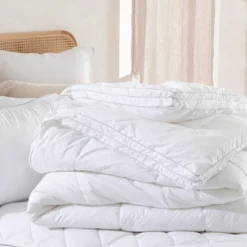 Hotel & Home Superior 500gsm Microfibre Quilt