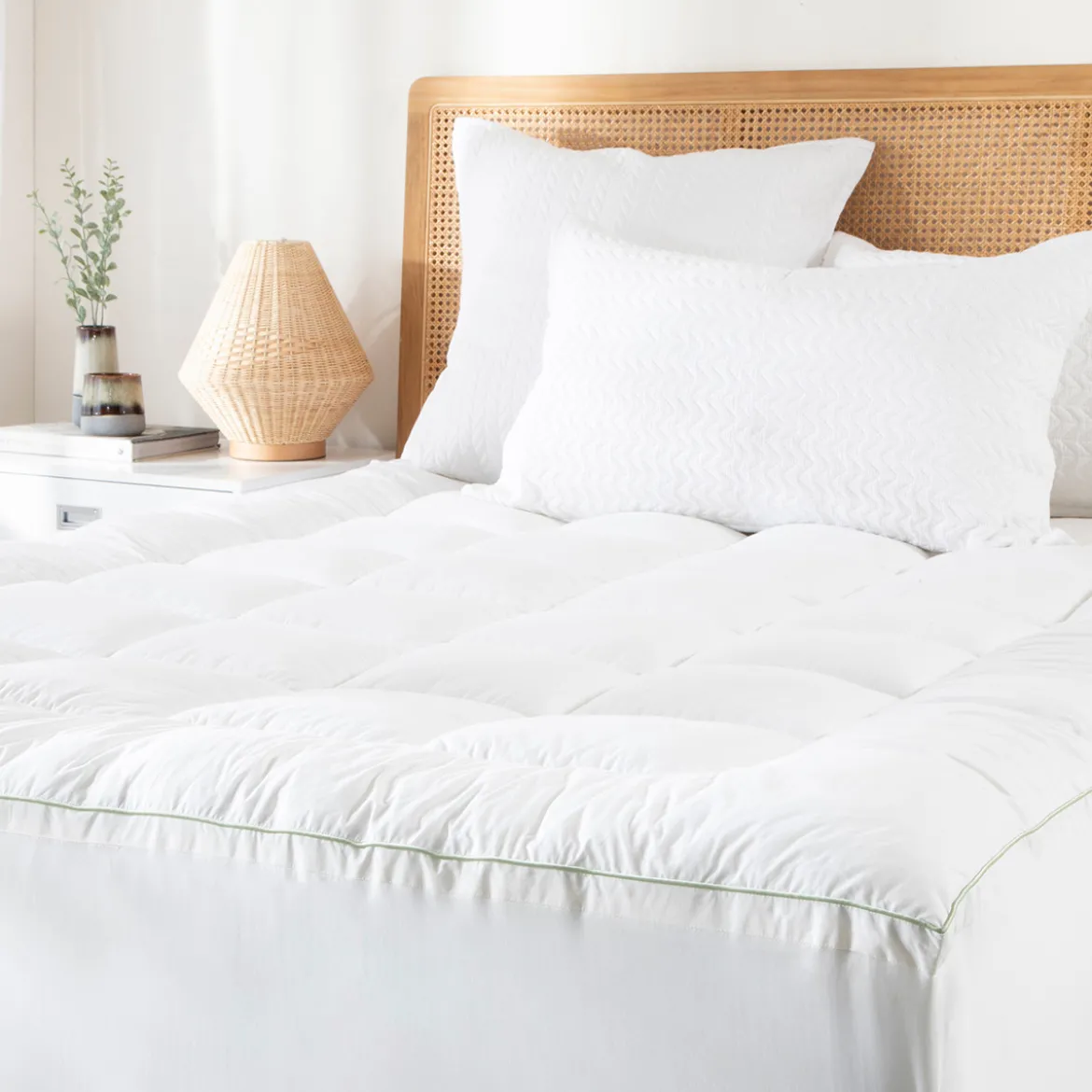Hypoallergenic 1000gsm Mattress Topper