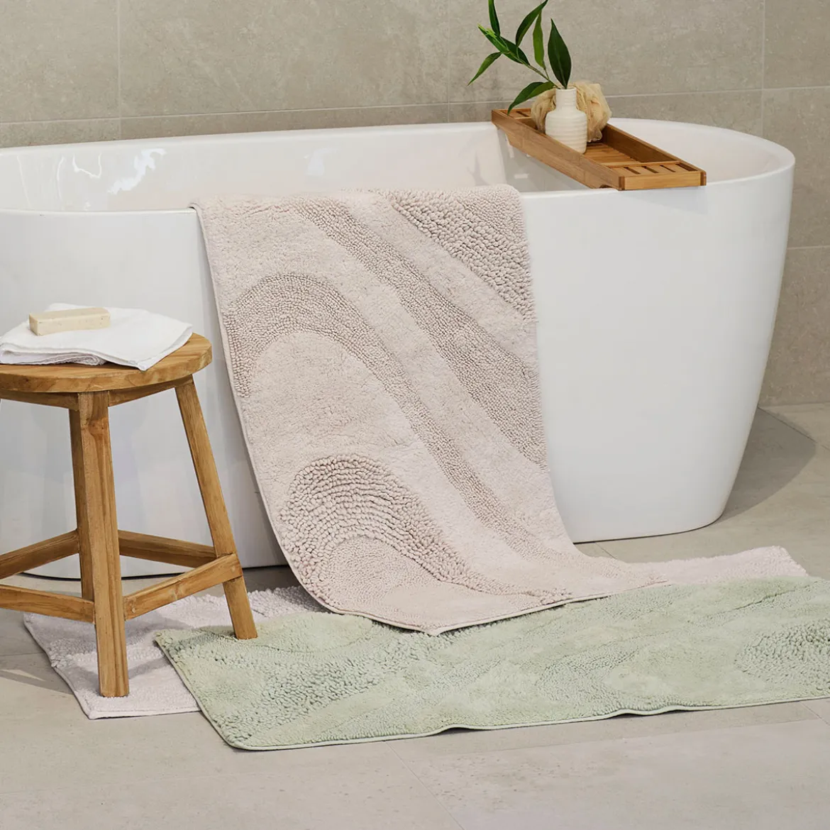 Isla Tufted Bath Runner