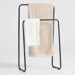 James Freestanding Towel Rack
