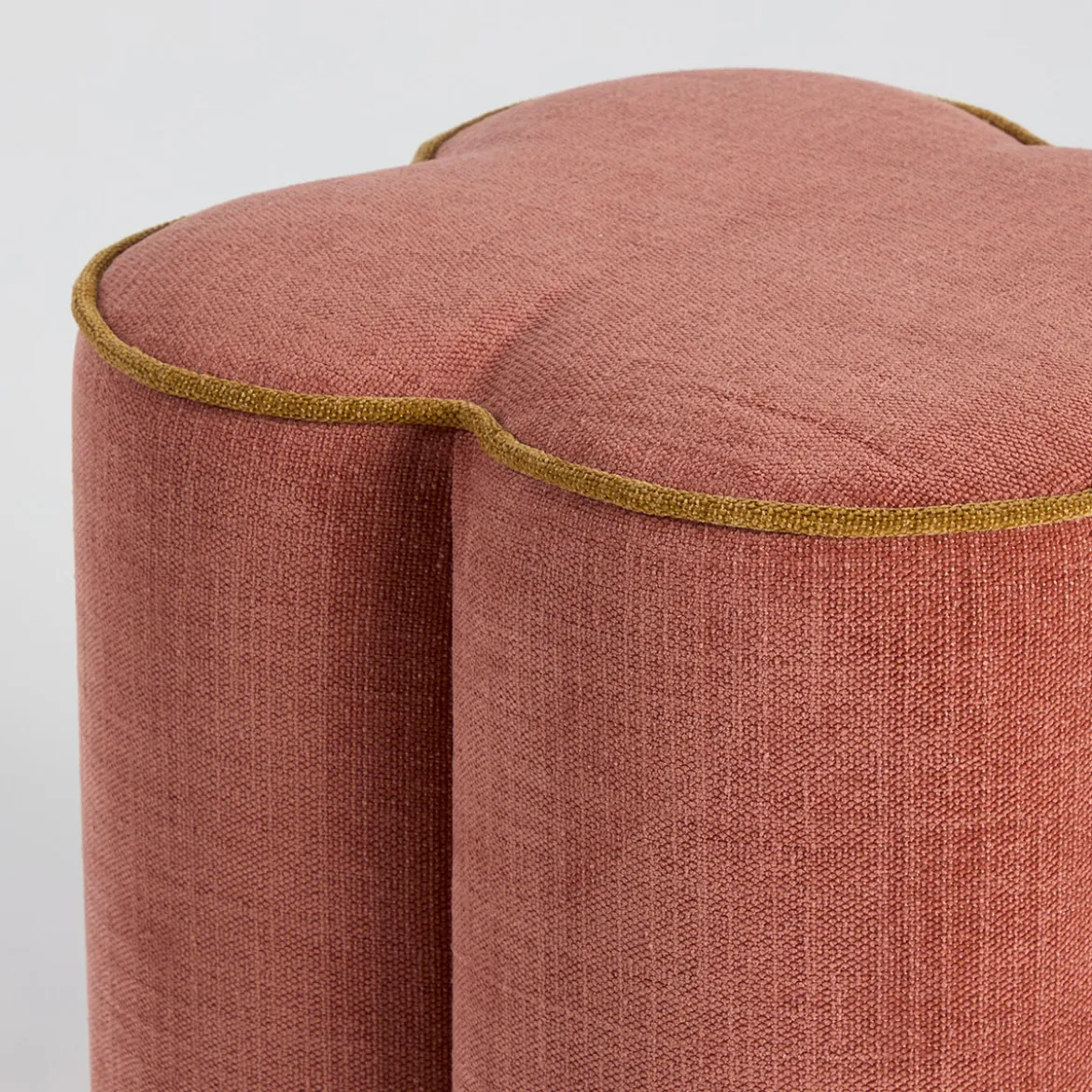 Juno Ottoman