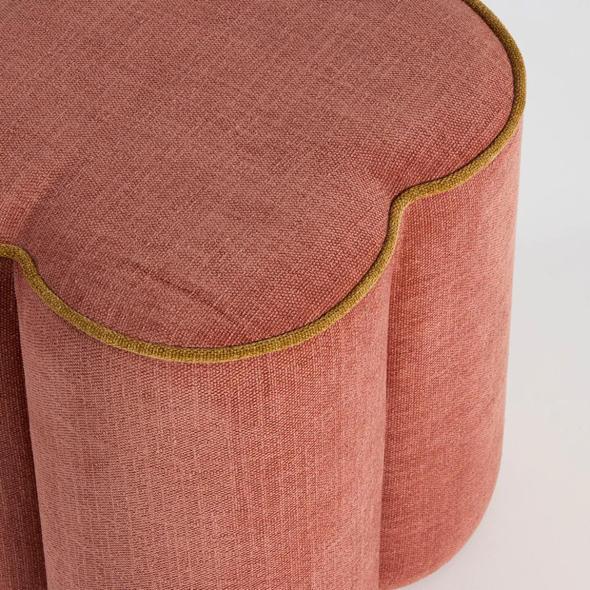Juno Ottoman