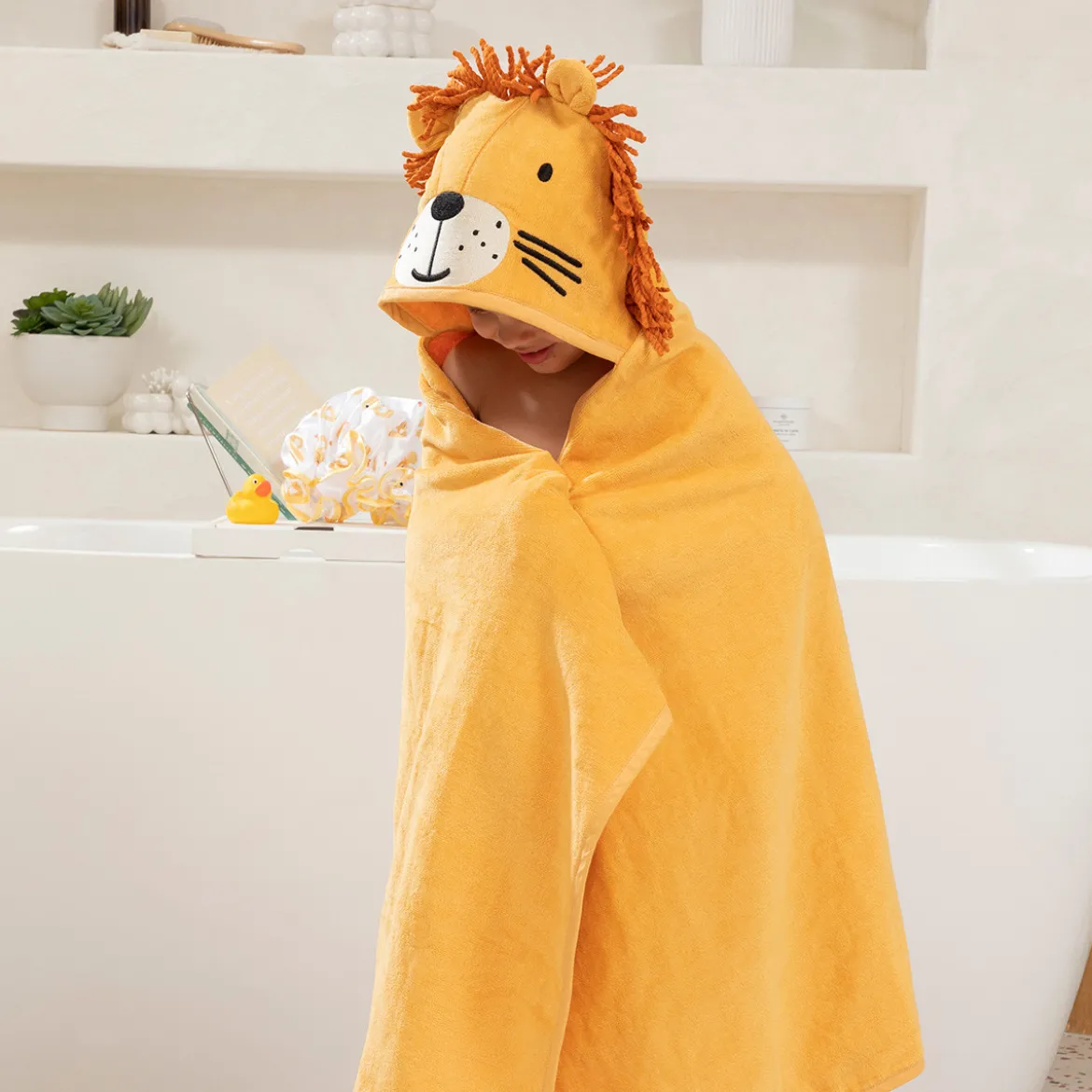 Kids Lion Hooded Towel
