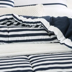 Kingscliff Comforter Set