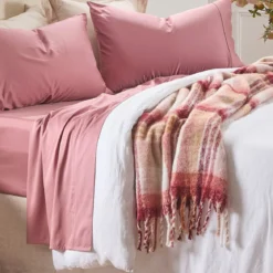 Lexi Check Berry Extra Large Throw