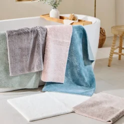 Maya Cotton Bamboo Bath Mat