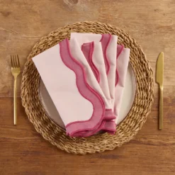 Maya Scalloped Napkin