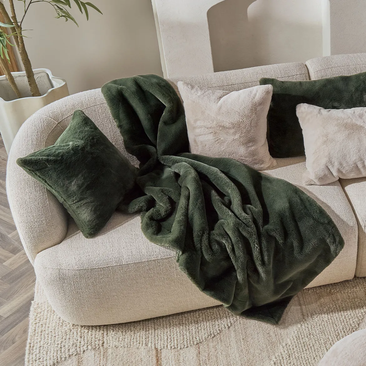 Nevada Faux Fur Throw