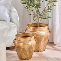 Nova Metal Decorative Pot