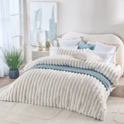 Oslo Faux Fur Ribbed Comforter Set