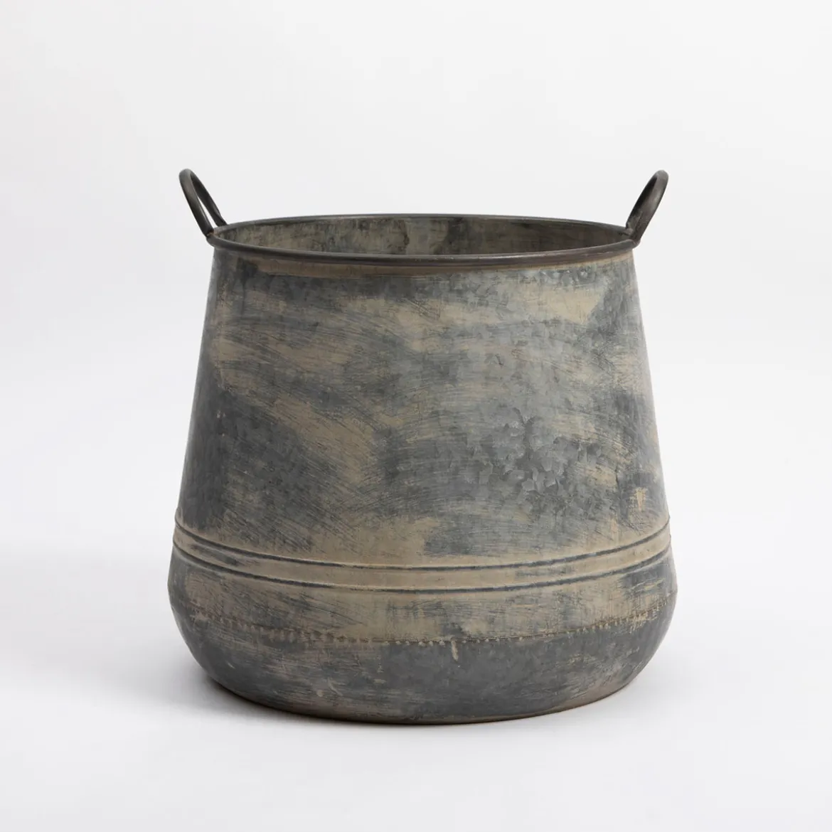 Otto Metal Decorative Pot
