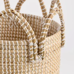 Paulie Basket