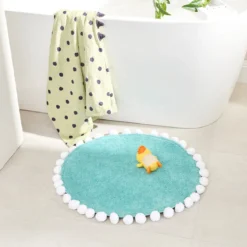 Pom Pom Bath Mat