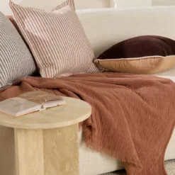 Raya Chenille Gauze Reversible Throw