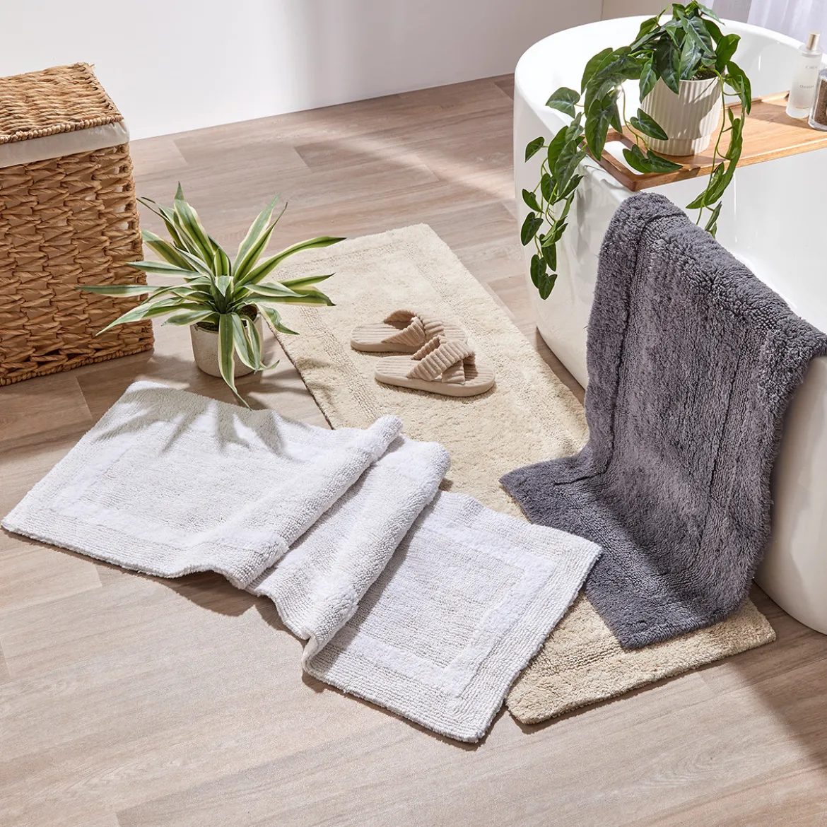 Resort Reversible Bath Runner