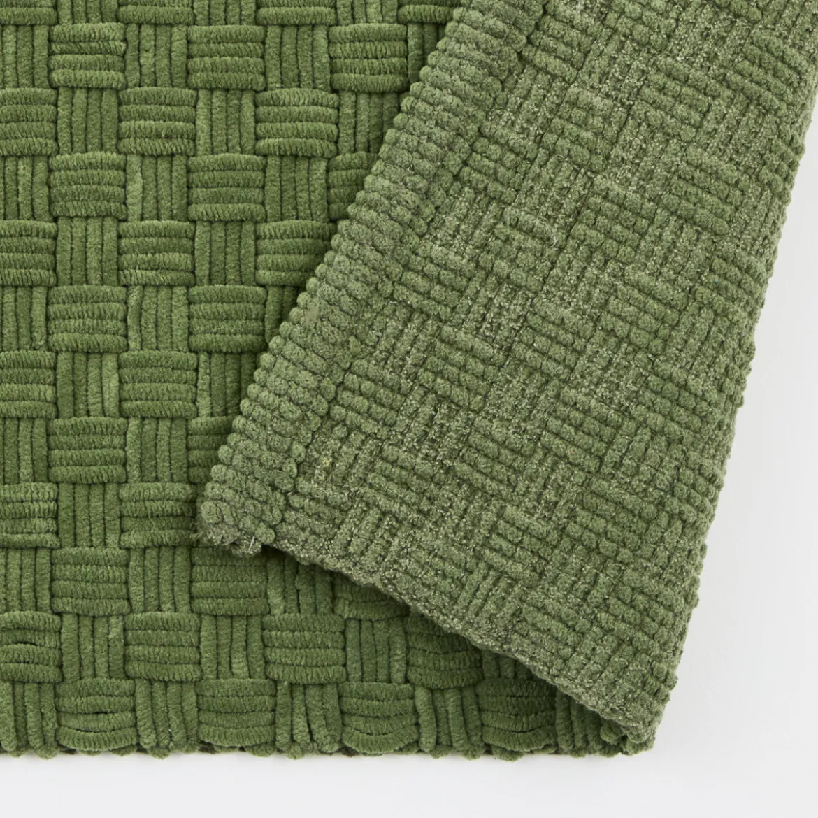 Rylee Woven Bath Mat