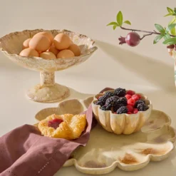 Savannah Glazed Scalloped Platter