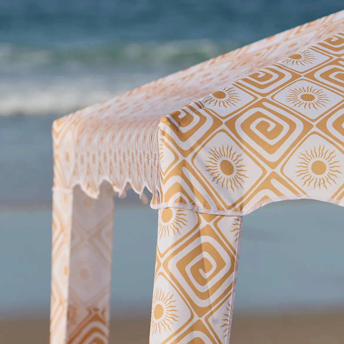 Solaire Sun Scalloped Cabana