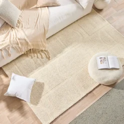Syanno Wool Floor Rug