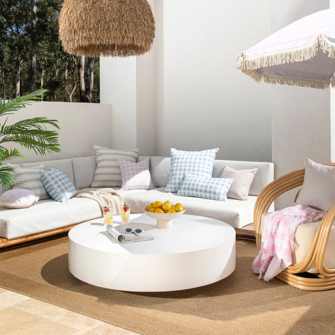 Tannum Natural Border Outdoor Rug