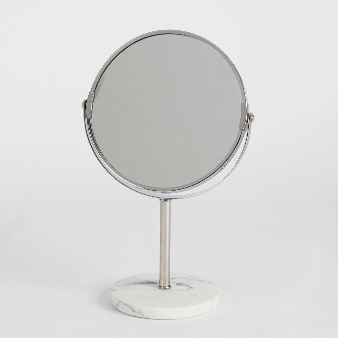 Villena Bathroom Accessories