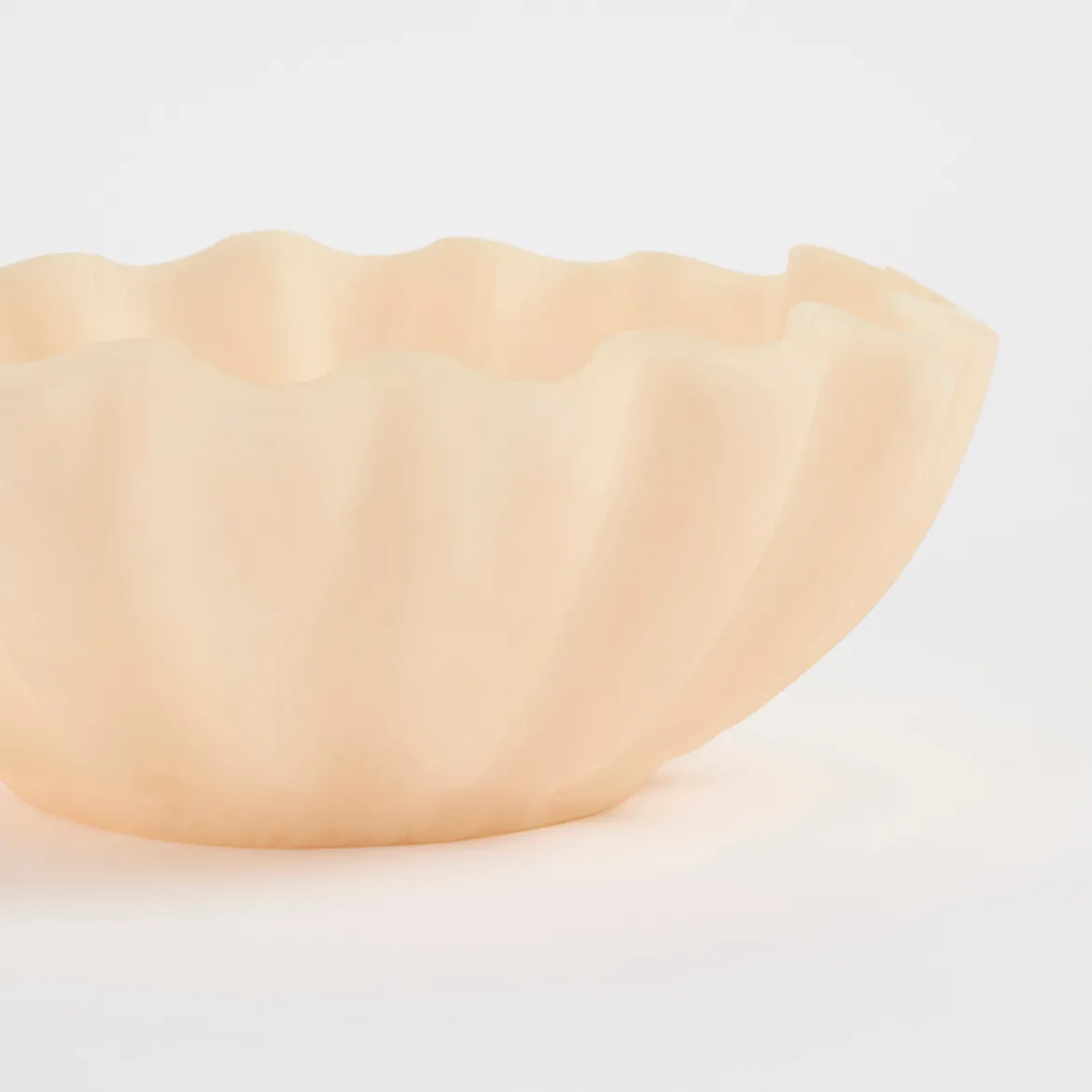 Wave Resin Fruit Bowl