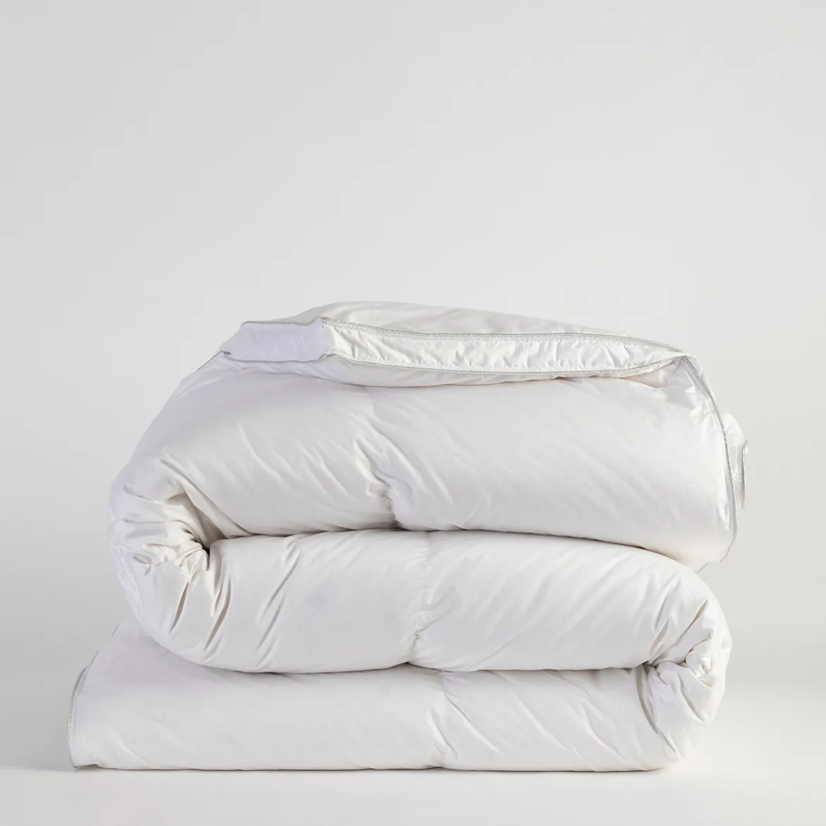 Winter 90/10 Goose Down Quilt